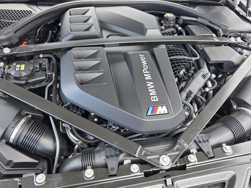 Used 2022 BMW M4 xDrive Competition w/ Executive Package AWD/4WD image 17
