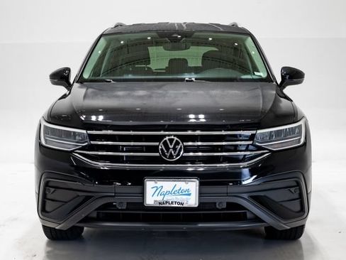 Used 2023 Volkswagen Tiguan SE FWD image 4