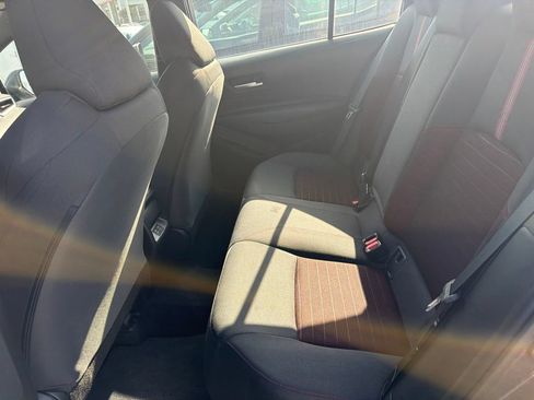 Used 2025 Toyota Corolla SE FWD image 3