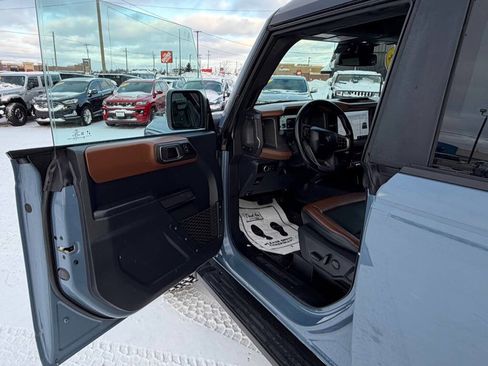 Used 2024 Ford Bronco Outer Banks image 10