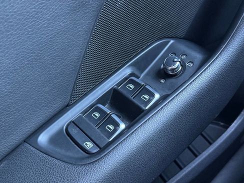 Used 2016 Audi A3 2.0T Premium image 20