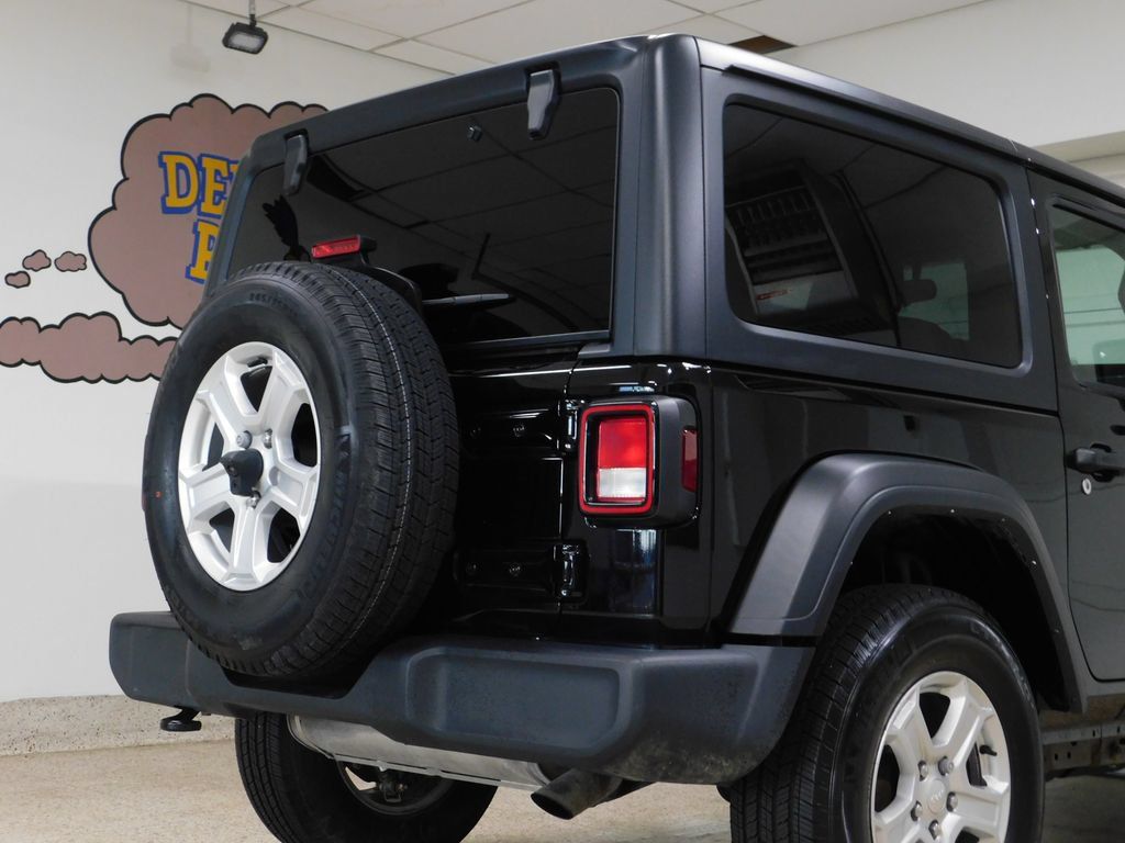Used 2021 Jeep Wrangler Sport AWD/4WD image 62
