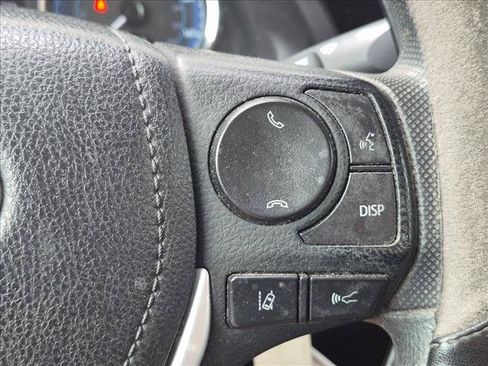 Used 2018 Toyota Corolla L FWD image 5