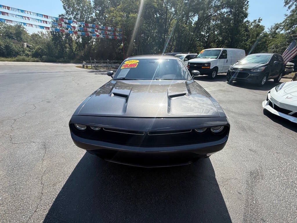 Used 2017 Dodge Challenger GT AWD/4WD image 4