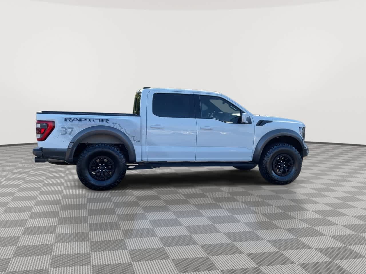 Used 2023 Ford F150 Raptor w/ Raptor 37 Performance Package AWD/4WD image 9