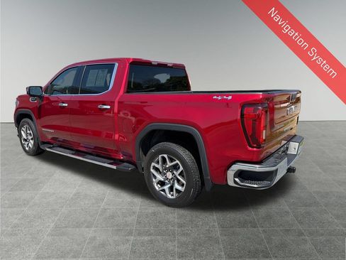 Used 2023 GMC Sierra 1500 SLT w/ SLT Premium Package AWD/4WD image 4