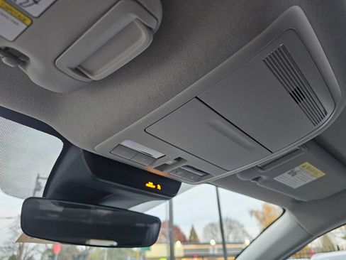 Certified 2022 MAZDA CX-30 AWD 2.5 S w/ Premium Package image 31