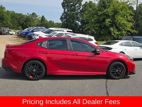 Used 2026 Toyota Camry SE w/ Convenience Package FWD image 2