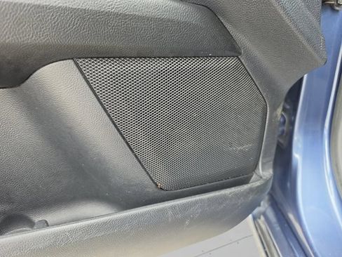 Used 2018 Ford Fusion SE w/ Equipment Group 201A FWD image 21