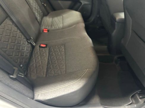 Used 2025 Nissan Kicks SV AWD/4WD image 46