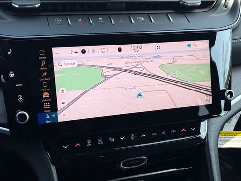 New 2026 Jeep Grand Cherokee Limited AWD/4WD image 3
