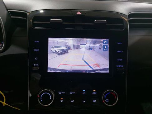 Certified 2023 Hyundai Tucson SE AWD/4WD image 24