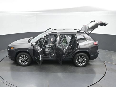 Used 2021 Jeep Cherokee Latitude Lux w/ Comfort/Convenience Group AWD/4WD image 53