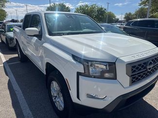 Used 2024 Nissan Frontier SV w/ SV Convenience Package AWD/4WD video 1