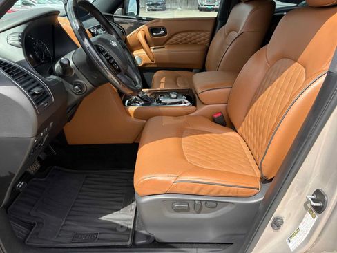 Used 2024 INFINITI QX80 Sensory AWD/4WD image 14