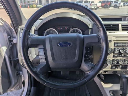 Used 2011 Ford Escape XLT AWD/4WD image 13