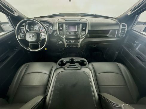 Used 2024 RAM 2500 Tradesman w/ Chrome Appearance Group image 10