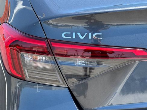 Certified 2024 Honda Civic EX image 33