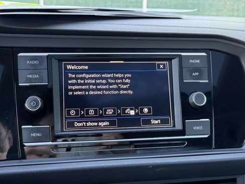 Certified 2021 Volkswagen Jetta SE FWD image 29