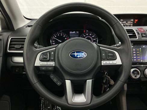 Used 2018 Subaru Forester 2.5i Premium AWD/4WD image 32