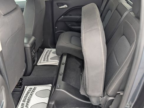 Used 2019 Chevrolet Colorado LT image 31