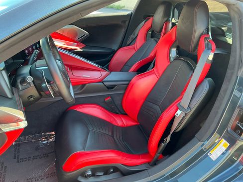 Used 2020 Chevrolet Corvette Stingray Premium Cpe w/ 3LT Preferred Equipment Group image 16