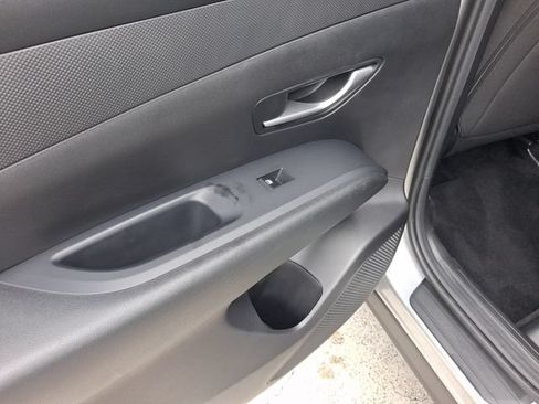 Used 2025 Hyundai Tucson SEL FWD image 10