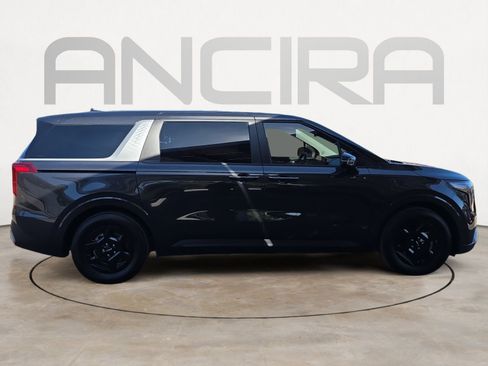 Used 2026 Kia Carnival LXS image 9