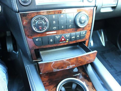 Used 2012 Mercedes-Benz GL 450 4MATIC image 30