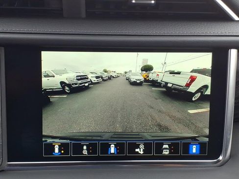 Used 2022 GMC Yukon Denali image 10