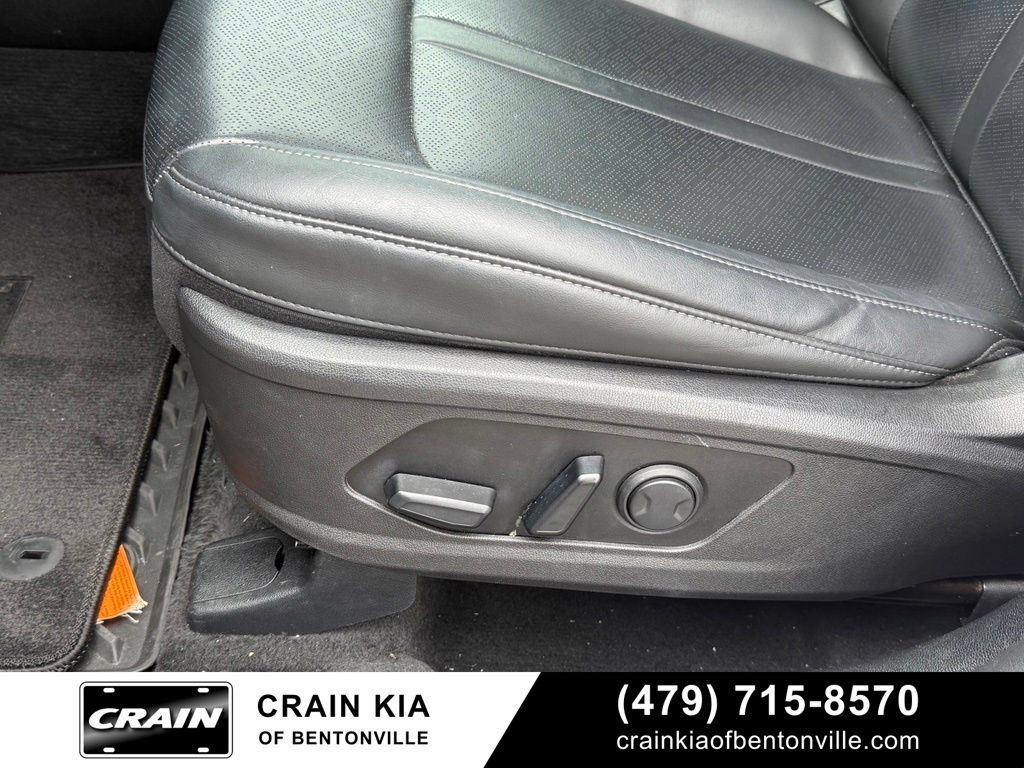 Used 2023 Kia Sorento SX AWD/4WD image 11