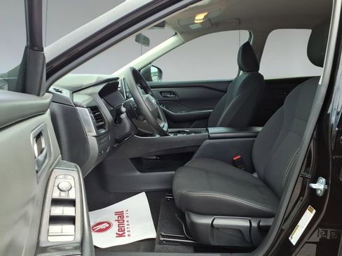 Used 2026 Nissan Rogue S FWD image 15
