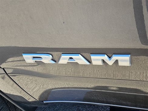 Used 2021 RAM 1500 Lone Star image 15
