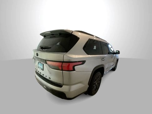 New 2026 Toyota Sequoia Platinum AWD/4WD image 8