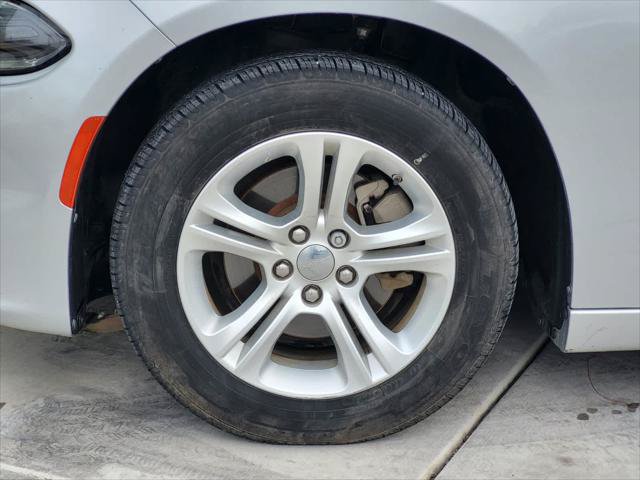 Certified 2022 Dodge Charger SXT RWD image 9