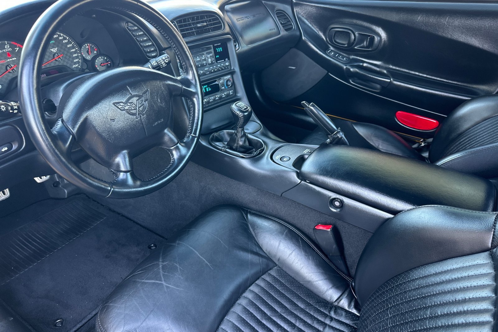 Used 2003 Chevrolet Corvette Z06 w/ Memory Package, 3 Drivers RWD image 10