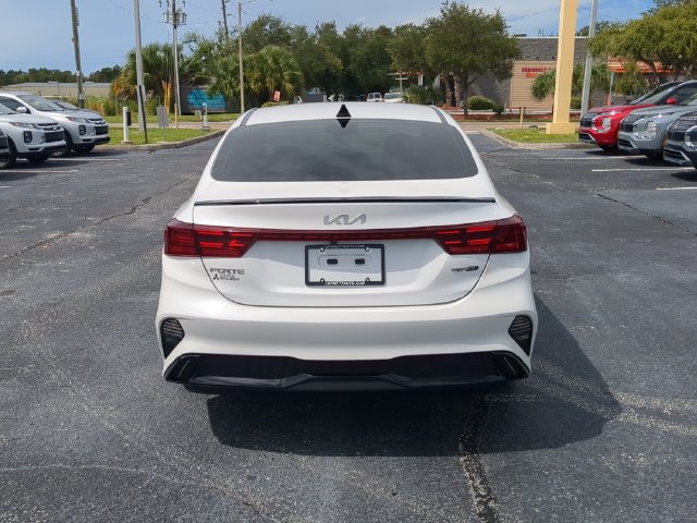 Used 2024 Kia Forte GT-Line w/ GT-Line Premium Package FWD image 7