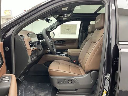New 2026 Chevrolet Tahoe High Country w/ Sun And Tow Package AWD/4WD image 10