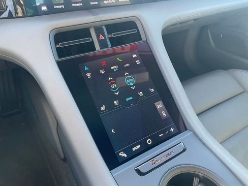 Used 2020 Porsche Taycan 4S w/ Premium Package image 18