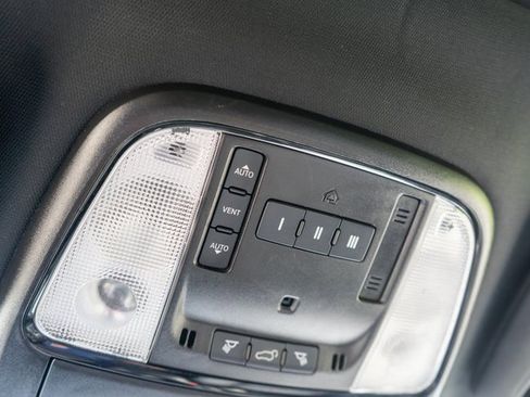 Used 2022 Dodge Durango GT image 30