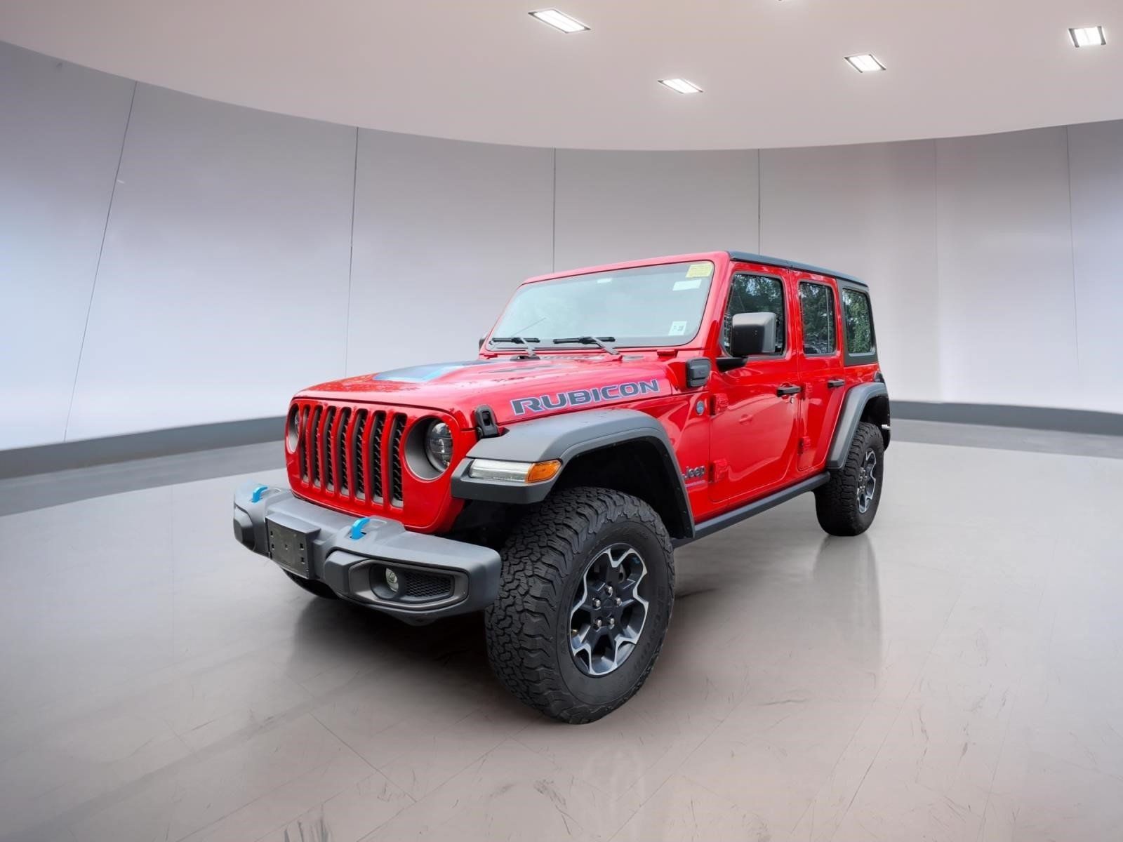 Used 2023 Jeep Wrangler Unlimited Rubicon 4xe AWD/4WD image 2
