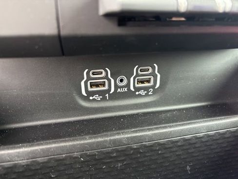 Used 2023 RAM 1500 Laramie image 36