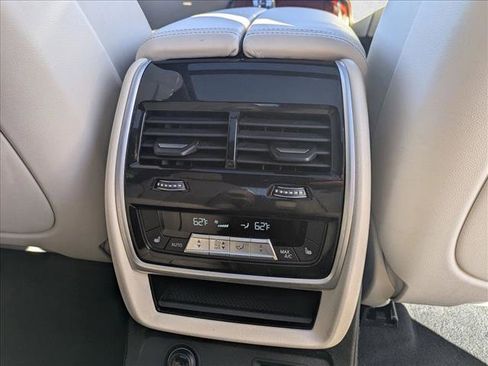 Certified 2024 BMW ALPINA XB7 image 15