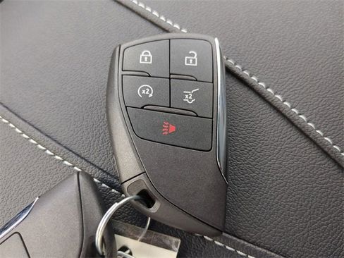 New 2025 Chevrolet Traverse LT w/ Enhanced Driving Package image 29