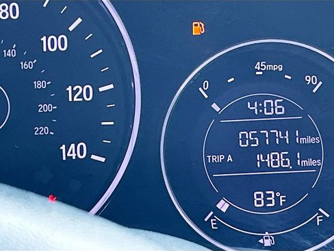 Used 2019 Honda HR-V LX image 12