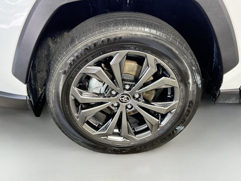 Used 2025 Toyota RAV4 Limited w/ Advanced Technology Package AWD/4WD image 14