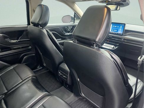 Used 2024 Lincoln Corsair Grand Touring image 21