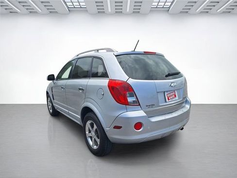 Used 2013 Chevrolet Captiva Sport LT FWD image 6