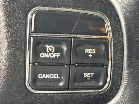 Used 2015 Jeep Wrangler Unlimited Sahara w/ Dual Top Group AWD/4WD image 25