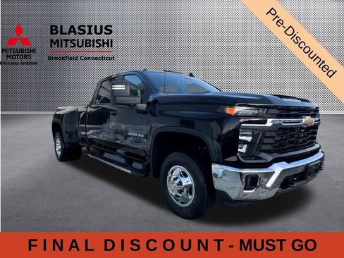 Used 2024 Chevrolet Silverado 3500 LT w/ True North Edition AWD/4WD image 1